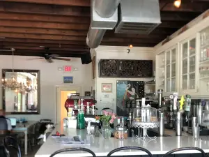 coffee bar Blue Door