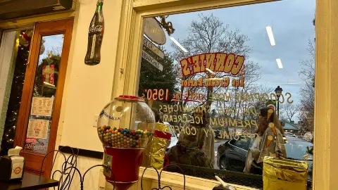 Connie's Ice Cream Parlor in Lumpkin County