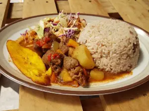Cafe Boquete By Big Food Grill
