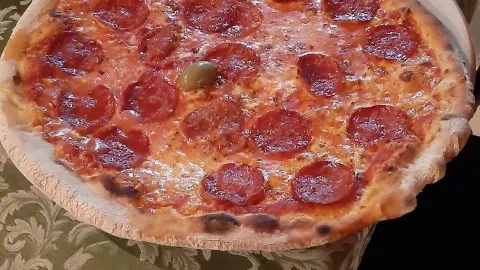Pizzeria Toni in Bale