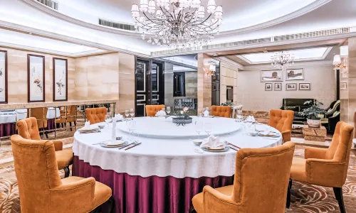 MAOMING INTERNATIONAL HOTEL-Chinese food