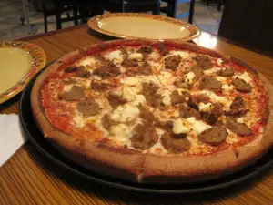 Lake Pizza & Restaurant