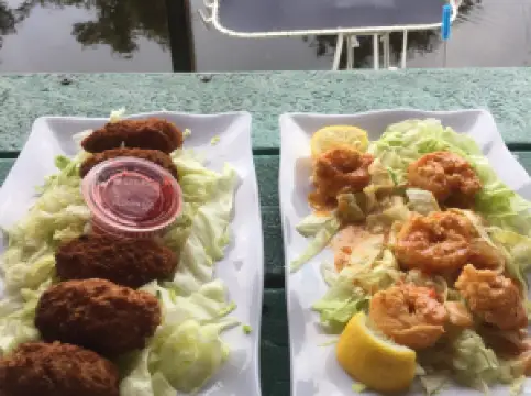 Roland Martin Tiki Bar & Grill