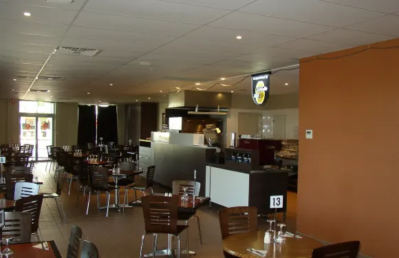Sam's Pizza Restaurant