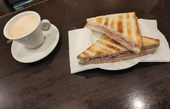 Cioccolateria Bar Pasticceria B&B