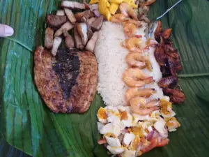 Tia Tita's Bulalo
