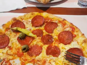 Pizza Pub PULENA