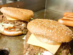 Grilli-Pori