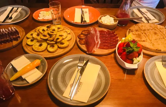 Kafana Ljubis