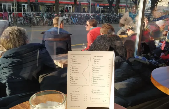 Piazza Bar