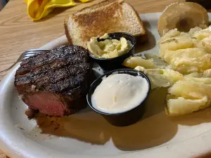 Ludlow's Steak House and Lounge