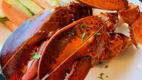 The Hook, Seafood Broiler & Spirits in 埃德蒙茲