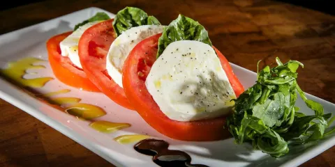 Vino Wine Bar & Italian Kitchen