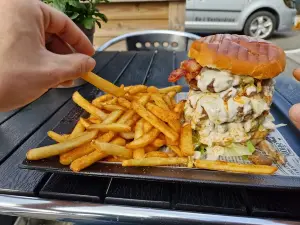 Bromles kiosk & grill/diner