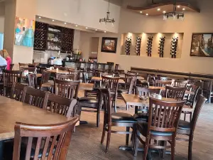 Gianni's Italian Bistro