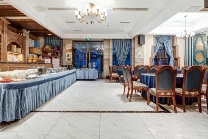 柏纳酒店(广元高铁站皇泽寺店)·华餐厅