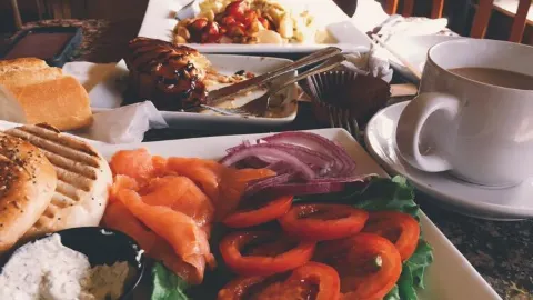 Main Street Bistro & Bakery in 그레이프바인