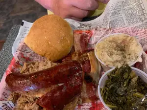 Smokin Pig BBQ