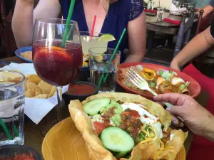 Alberto's Cantina