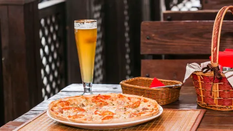 Moya Italia Cafe in 프스코프