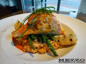 Mezzo Ristorante & Lounge