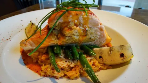 Mezzo Ristorante & Lounge in Windsor