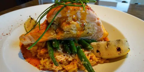 Mezzo Ristorante & Lounge