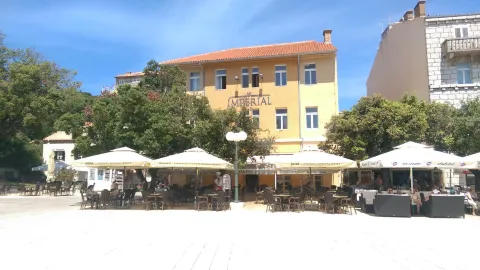 Bistro Park in Rab