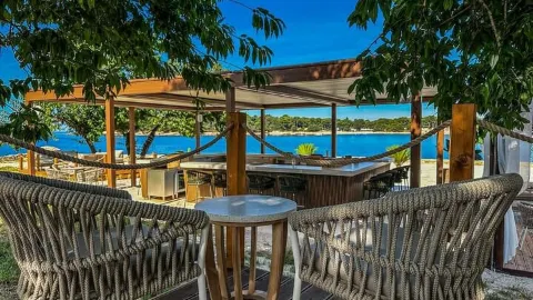 Jardin Garden and Bar in Pula