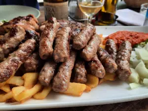 S'jela Bistro