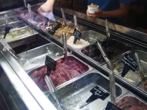 FLOR gelato by FRESCO