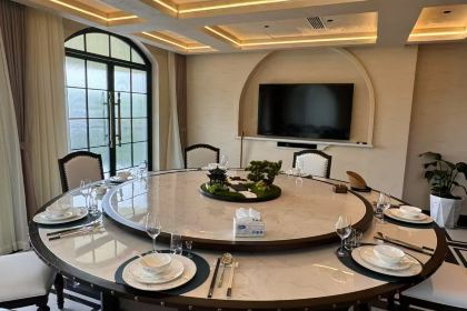 庐山花间岭·莲花山房·花间食花间食