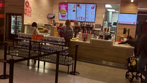 Dunkin' Donuts in Newark