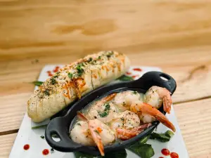 Golden Leaf Bistro