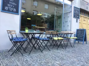 Cafe 21