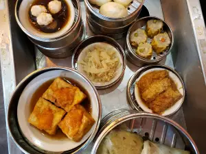 Uncle Yip's 裕华