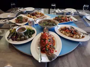 @T Terrace Restaurant