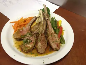 Le Petit Bistro