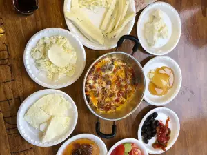 Kahvaltıcı Edip