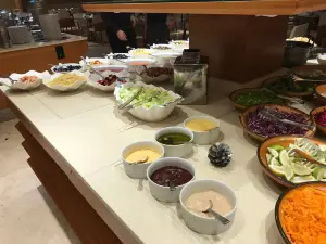 Restaurant Al Bustan