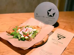 Poselli Pizza