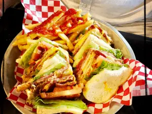 Earl’s Grille