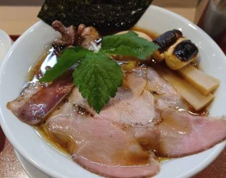 Moeyo Mensuke Ramen