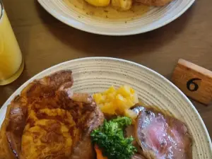 The Rainbow Inn