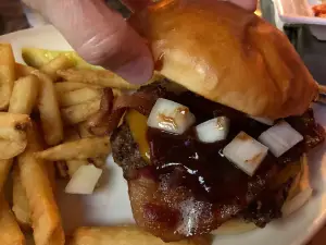 The District Pub & Grill