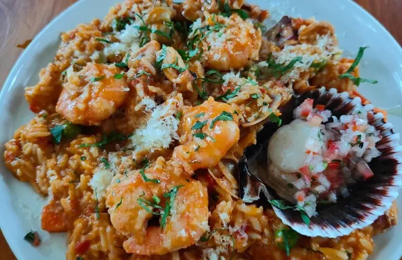 Kiki Bistro