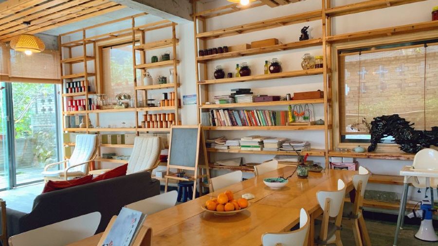 宝兴田姐家民宿·饭店