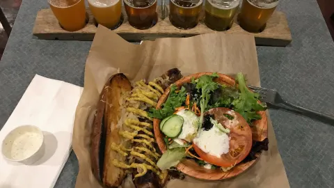 Woody's Brewing Company in レディング