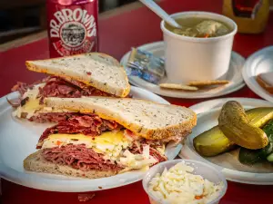 Gold's Delicatessen