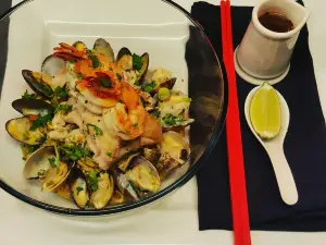 Hearsay Restaurant, Lounge & Garden